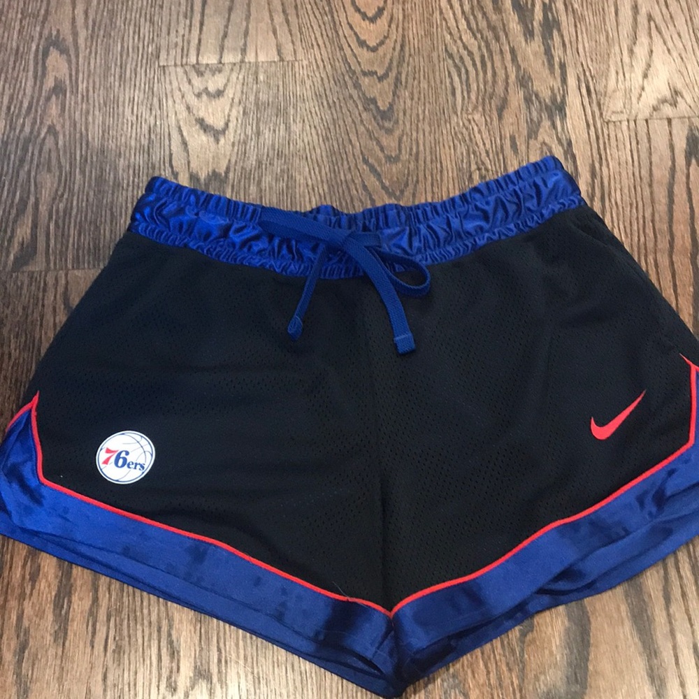 Womens 76ers Nike shorts